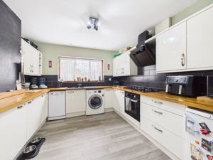 KITCHEN- click for photo gallery